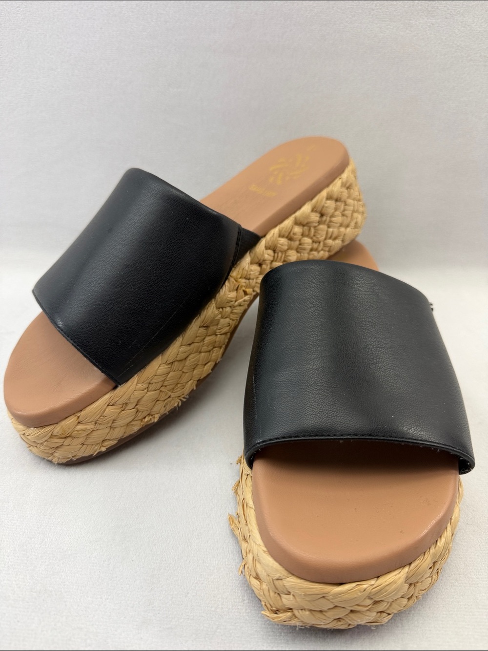 Sam & Libby Women’s Black Slide Platform Sandals with Braided Espadrille Sole - Picture 1 of 11